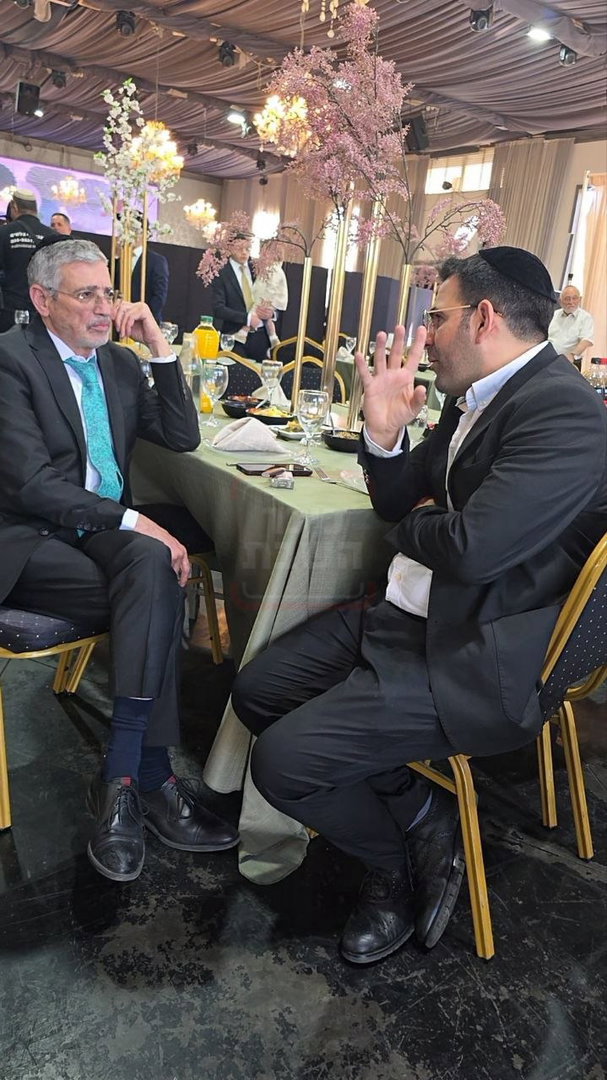 הסוד המסעיר סביב מצבו של האדמו"ר | 'זופניק בכיכר' עם כל התמונות, הנייעס והחשיפות של השבוע