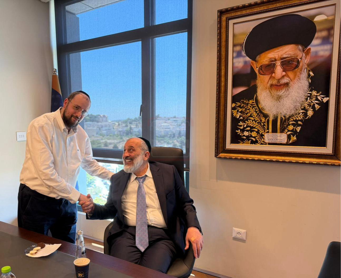 הסוד המסעיר סביב מצבו של האדמו"ר | 'זופניק בכיכר' עם כל התמונות, הנייעס והחשיפות של השבוע