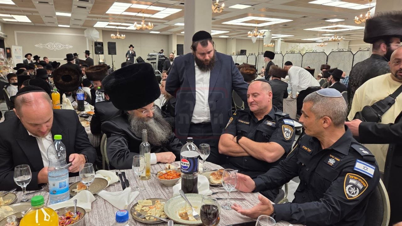 הסוד המסעיר סביב מצבו של האדמו"ר | 'זופניק בכיכר' עם כל התמונות, הנייעס והחשיפות של השבוע