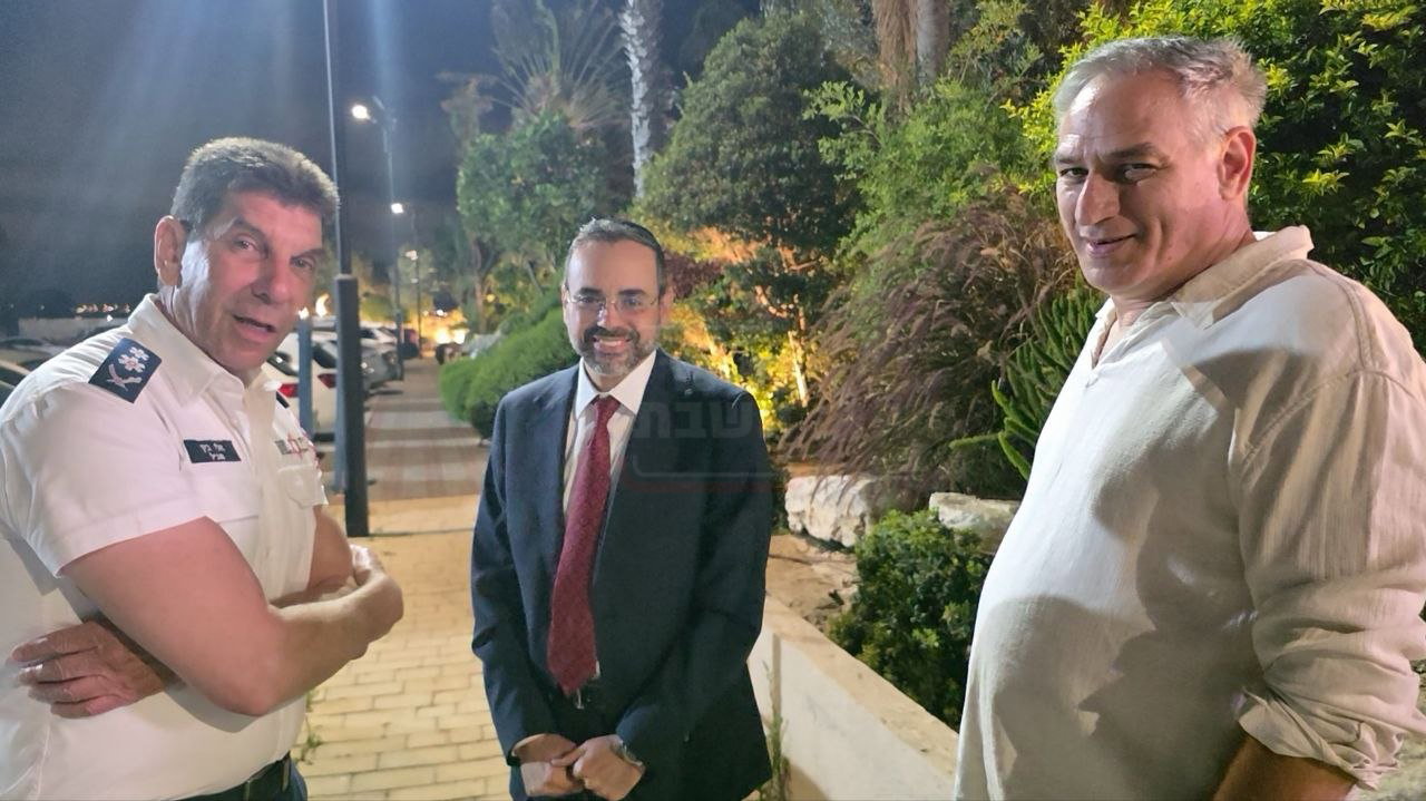 הסוד המסעיר סביב מצבו של האדמו"ר | 'זופניק בכיכר' עם כל התמונות, הנייעס והחשיפות של השבוע