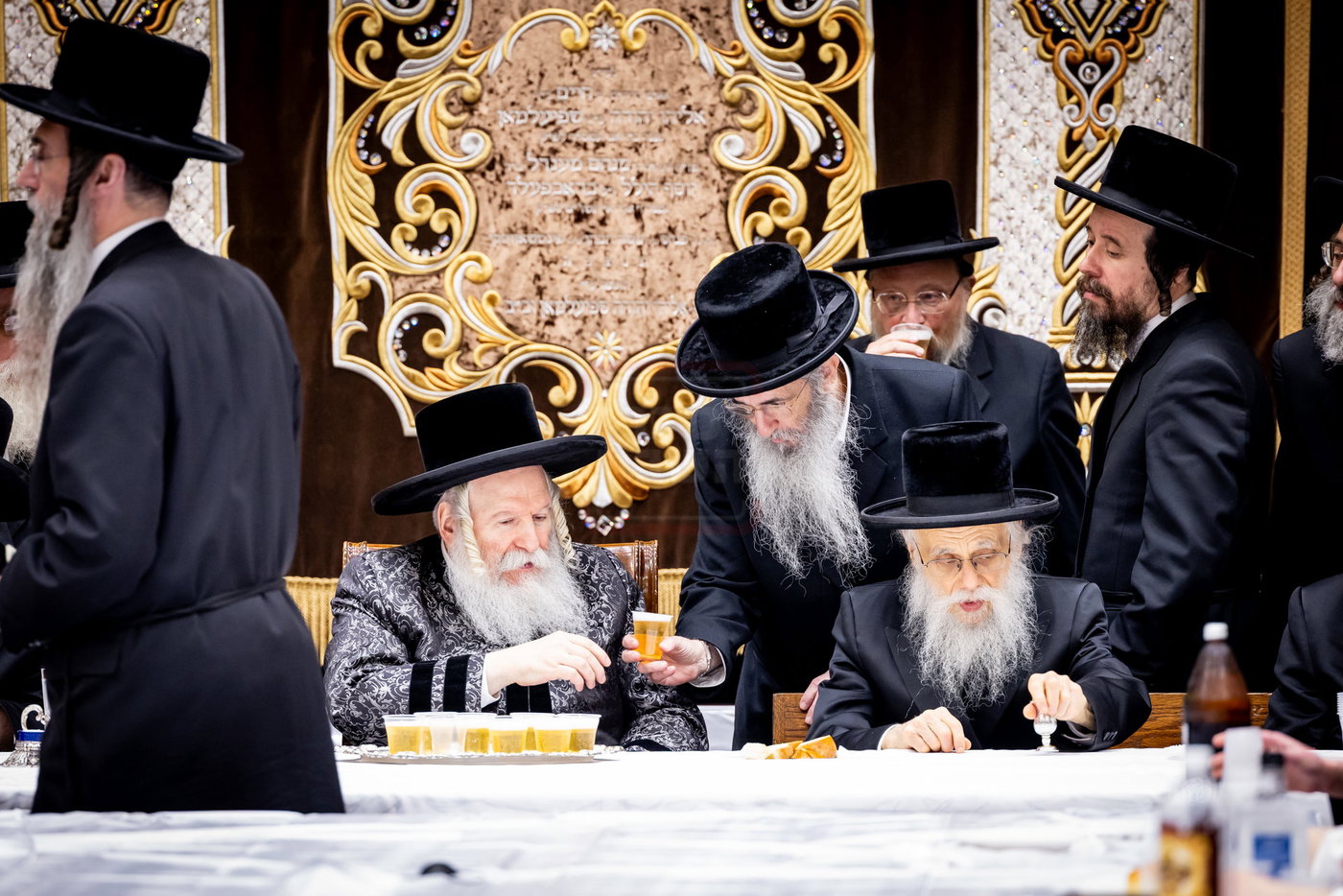 האדמו"ר מבאבוב בטיש ר"ח