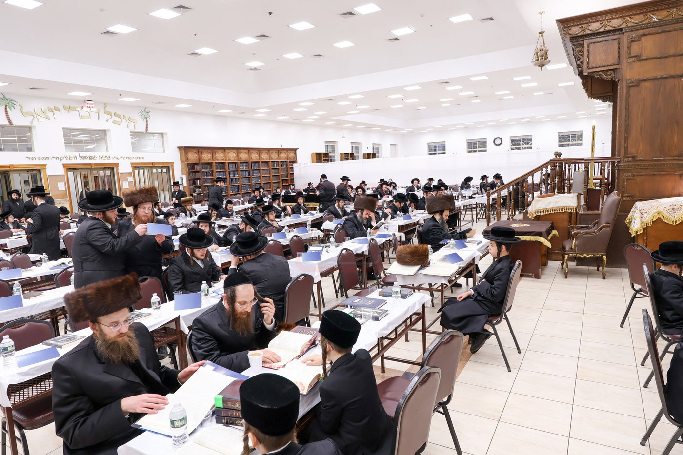 האדמו"ר מסאטמר בשבת התאחדות במחנה דברי יואל