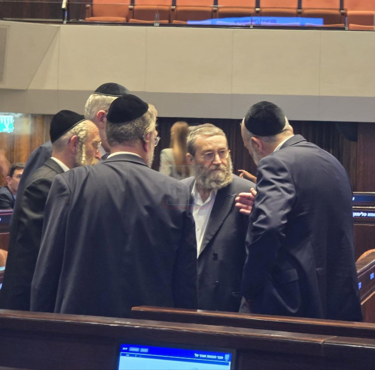 הנכד, הנייעס והסערה שבדרך | 'זופניק בכיכר' עם כל התמונות, הנייעס והחשיפות של השבוע