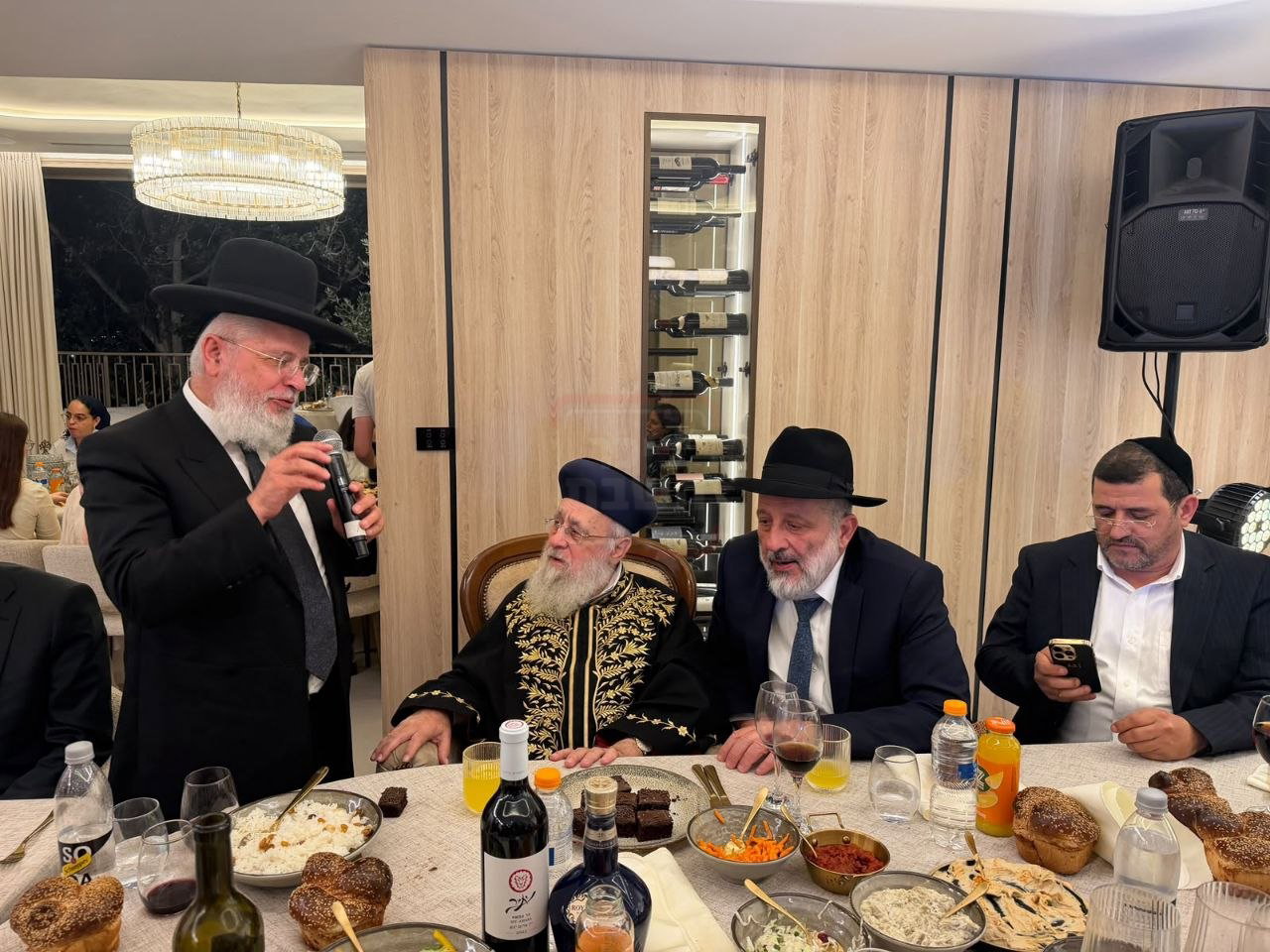 הנכד, הנייעס והסערה שבדרך | 'זופניק בכיכר' עם כל התמונות, הנייעס והחשיפות של השבוע