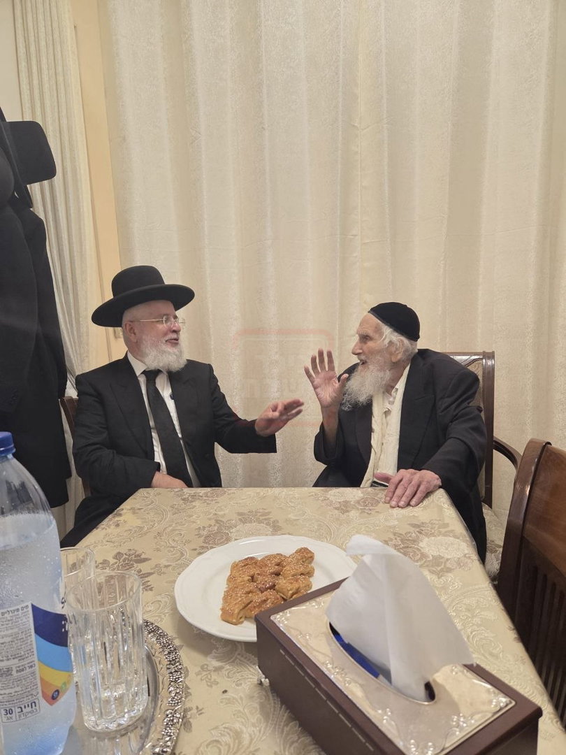 הרב שזעם על הביטאון | 'זופניק בכיכר' עם כל התמונות, הנייעס והחשיפות של השבוע