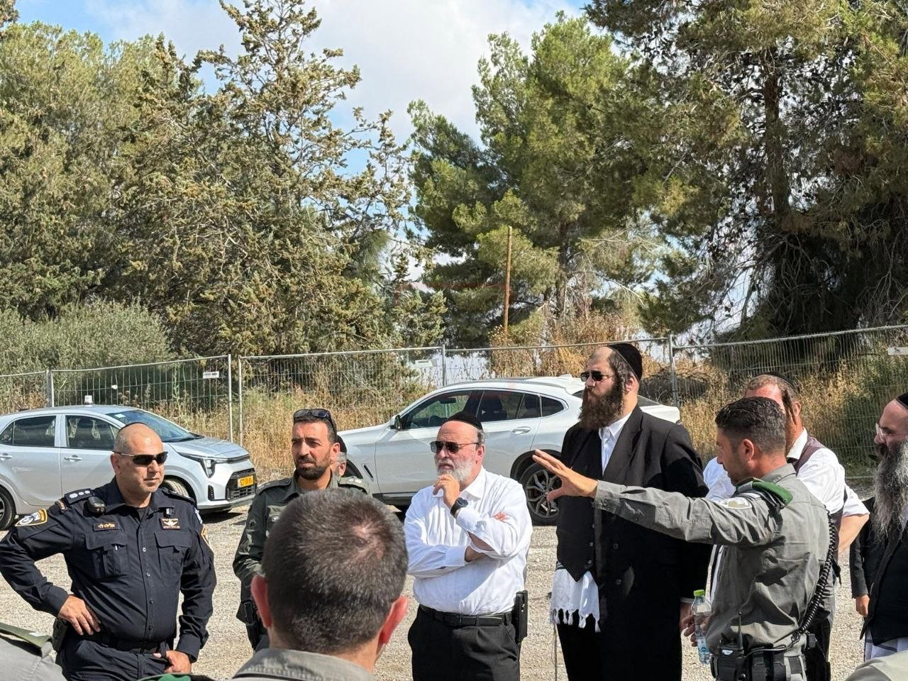 הרב שזעם על הביטאון | 'זופניק בכיכר' עם כל התמונות, הנייעס והחשיפות של השבוע