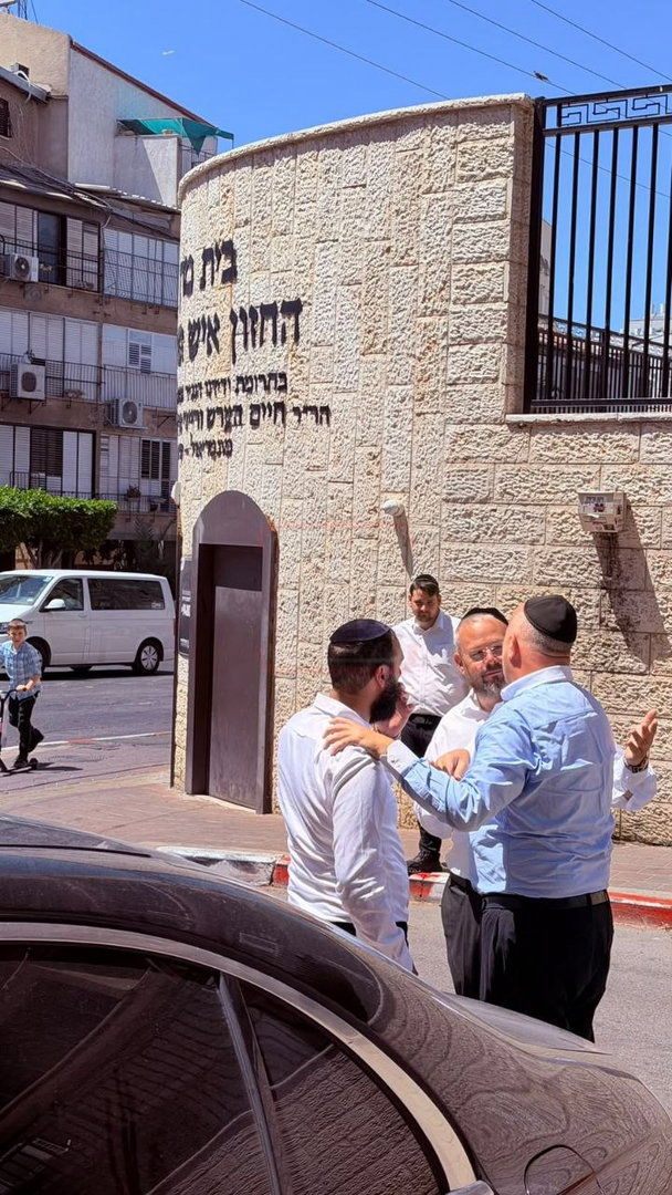 הרב שזעם על הביטאון | 'זופניק בכיכר' עם כל התמונות, הנייעס והחשיפות של השבוע