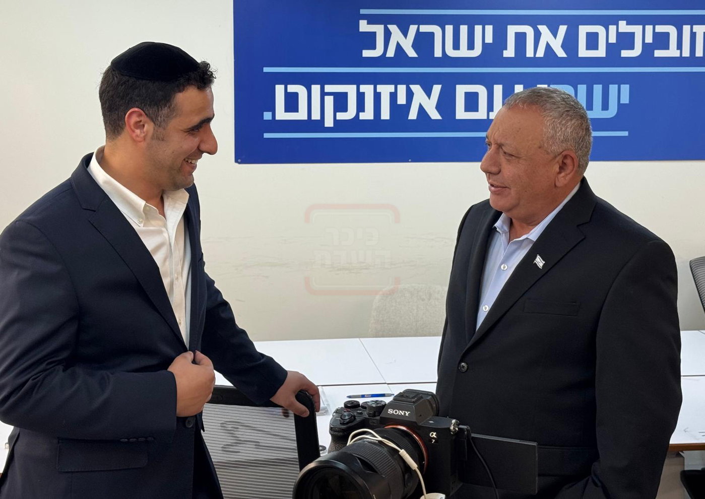 הרב שזעם על הביטאון | 'זופניק בכיכר' עם כל התמונות, הנייעס והחשיפות של השבוע