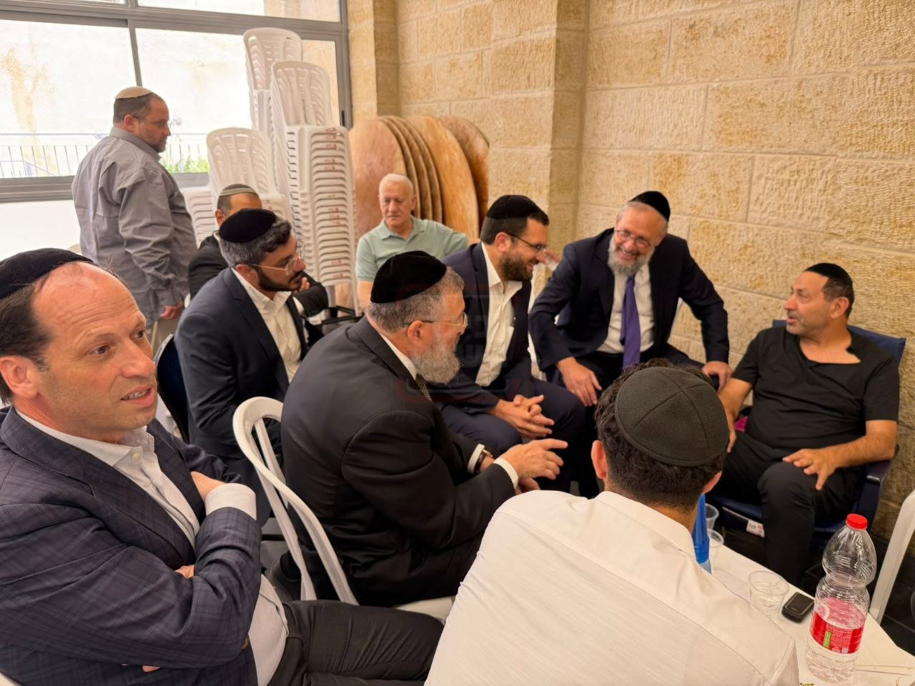 הרב שזעם על הביטאון | 'זופניק בכיכר' עם כל התמונות, הנייעס והחשיפות של השבוע