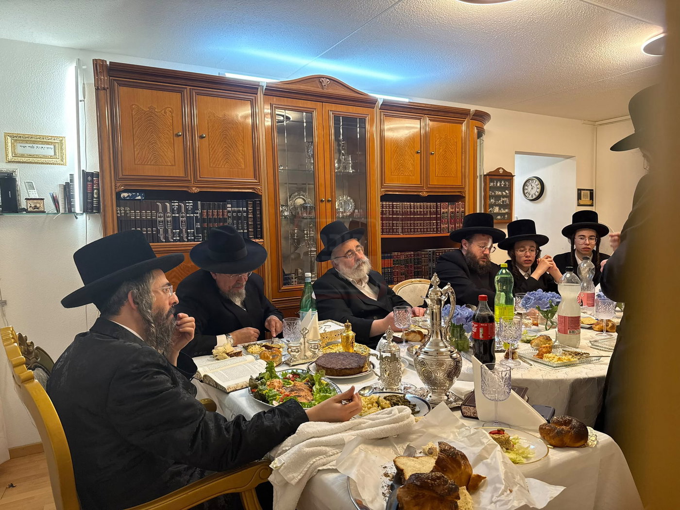 הרב שזעם על הביטאון | 'זופניק בכיכר' עם כל התמונות, הנייעס והחשיפות של השבוע