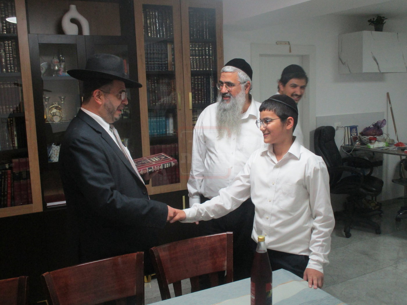 בר מצווה לנכד רבי חי הכהן