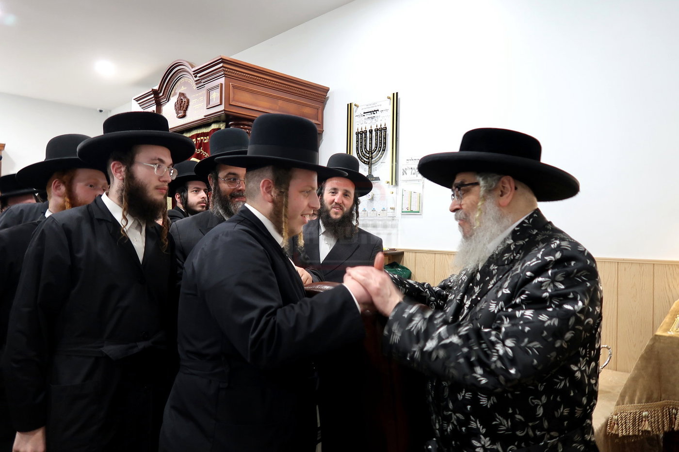 האדמו"ר מסאטמר במנוחה בניו העמפשיר