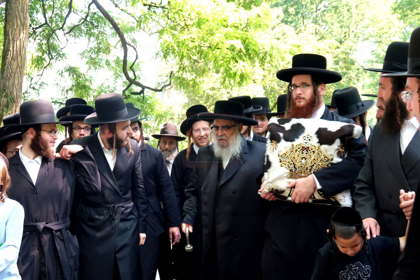 האדמו"ר מסאטמר במנוחה בניו העמפשיר