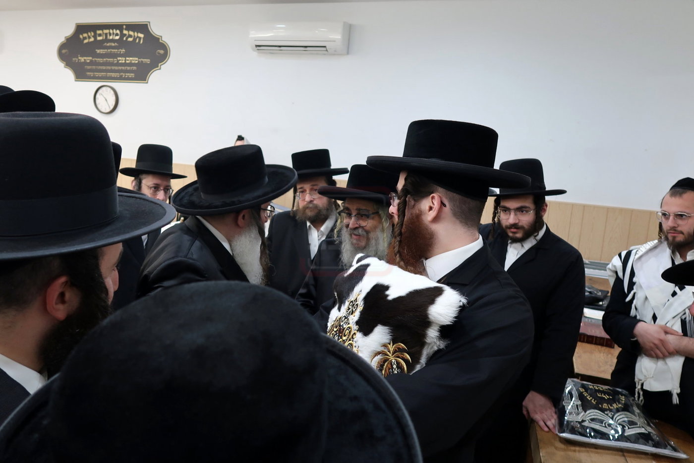 האדמו"ר מסאטמר במנוחה בניו העמפשיר