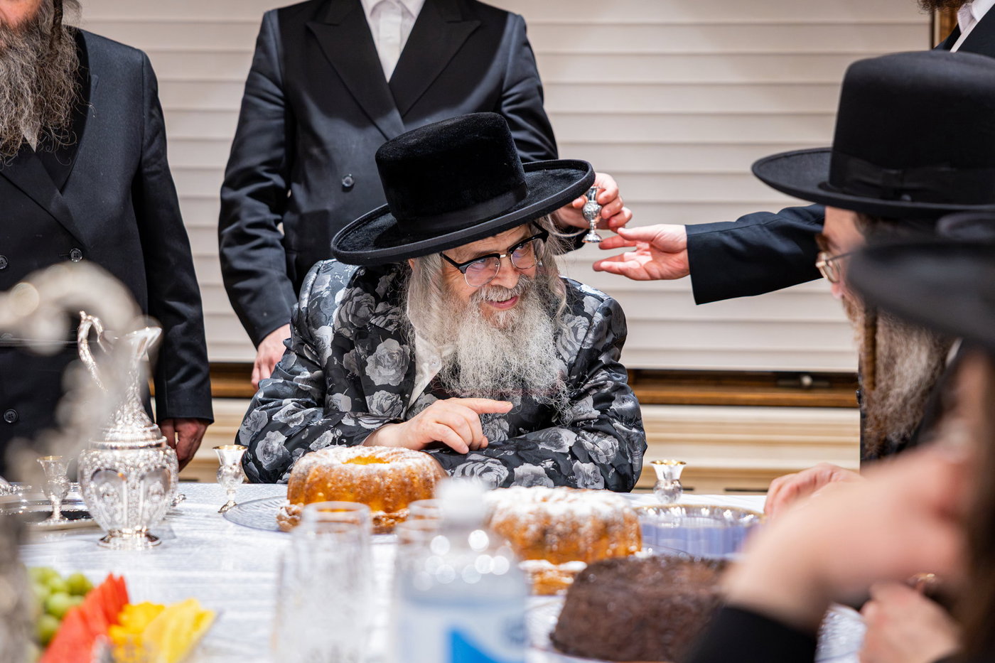 האדמו"ר מסאטמר בלחיים בבית ר' חיים מרדכי אינזליכט
