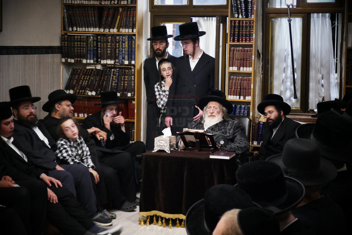 תשעה באב אצל האדמו"ר מספינקא