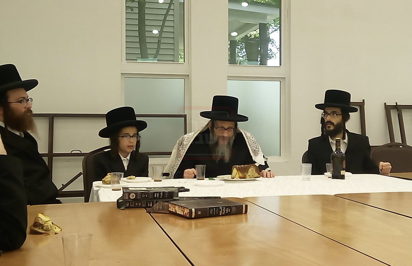 האדמו"ר מסקולען לייקווד במנוחה במונטיסלו