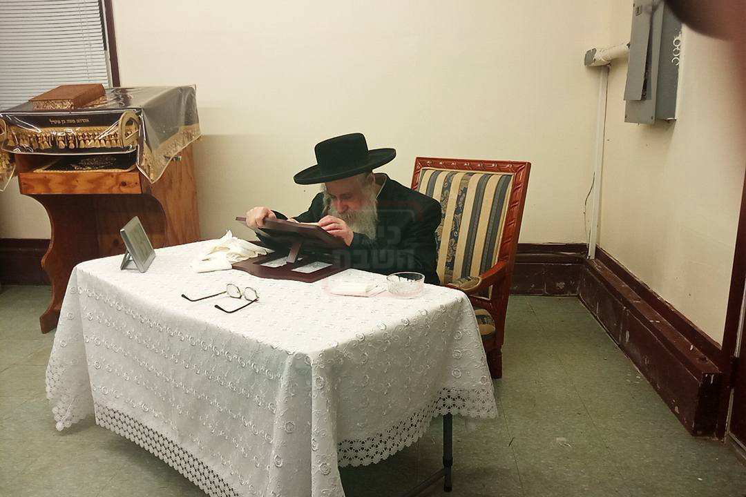 תשעה באב בחצה"ק צאנז קלויזנבורג