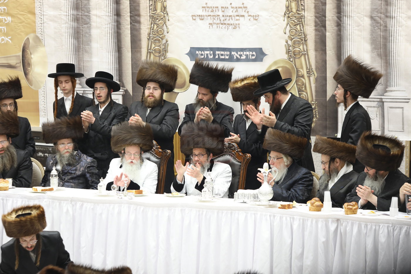 סעודת הודאה בסקולען לייקווד ווילאמסבורג