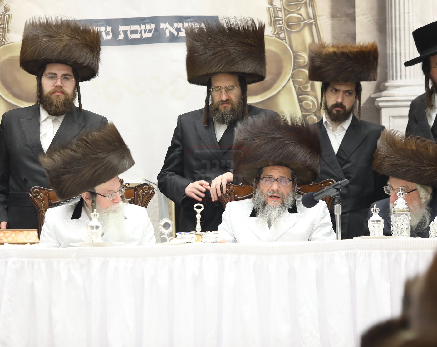 סעודת הודאה בסקולען לייקווד ווילאמסבורג