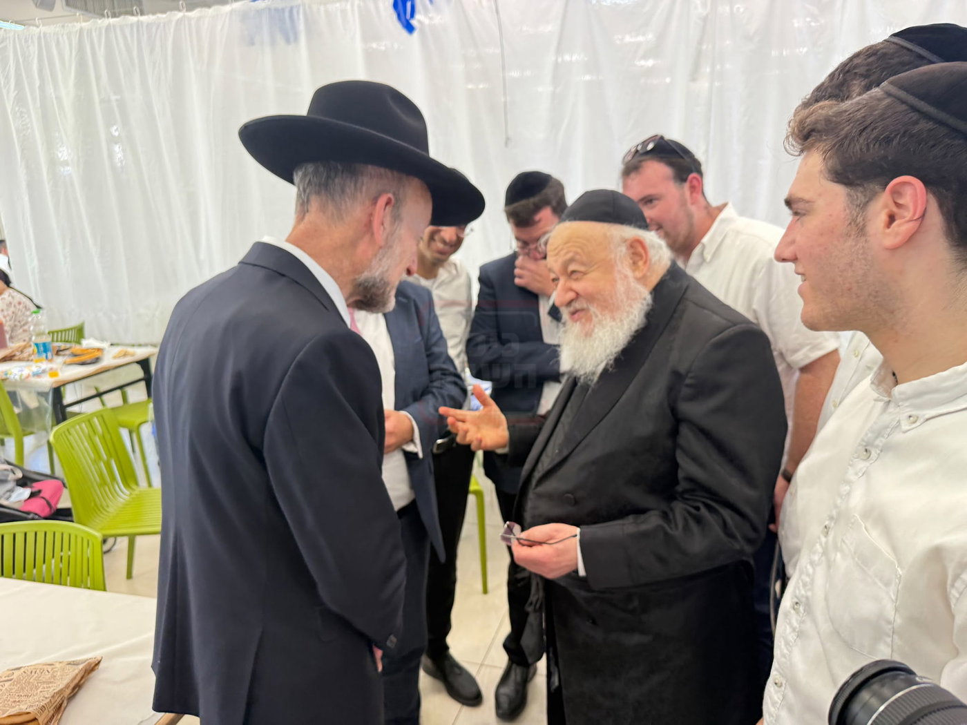 המשב"ק שהחל להוציא עין הרע | 'זופניק בכיכר' עם כל התמונות, הנייעס והחשיפות של השבוע