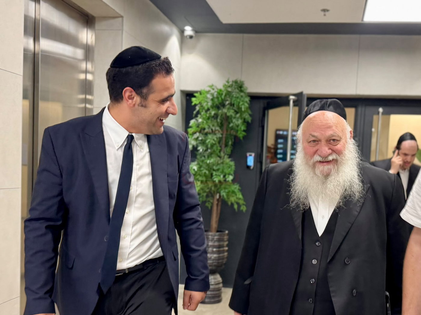המשב"ק שהחל להוציא עין הרע | 'זופניק בכיכר' עם כל התמונות, הנייעס והחשיפות של השבוע