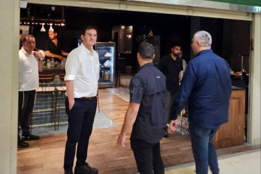 קרב הפייטנים בגלל 'אום כולת'ום' | 'זופניק בכיכר' עם כל התמונות, הנייעס והחשיפות של השבוע