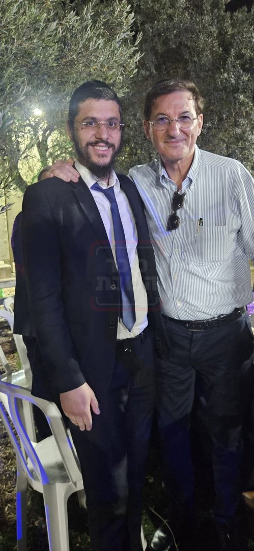 קרב הפייטנים בגלל 'אום כולת'ום' | 'זופניק בכיכר' עם כל התמונות, הנייעס והחשיפות של השבוע