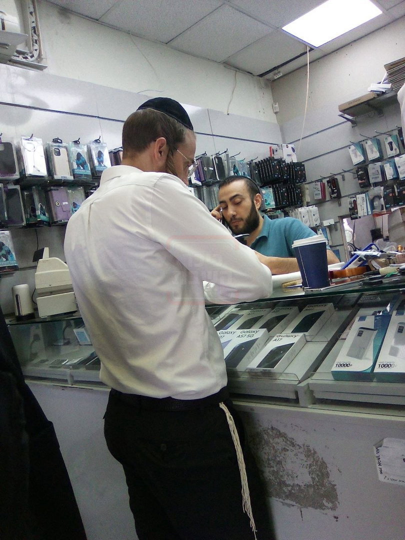 קרב הפייטנים בגלל 'אום כולת'ום' | 'זופניק בכיכר' עם כל התמונות, הנייעס והחשיפות של השבוע