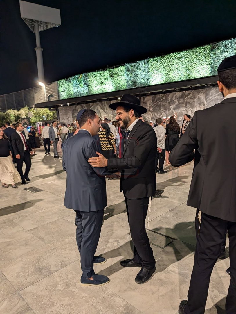 קרב הפייטנים בגלל 'אום כולת'ום' | 'זופניק בכיכר' עם כל התמונות, הנייעס והחשיפות של השבוע