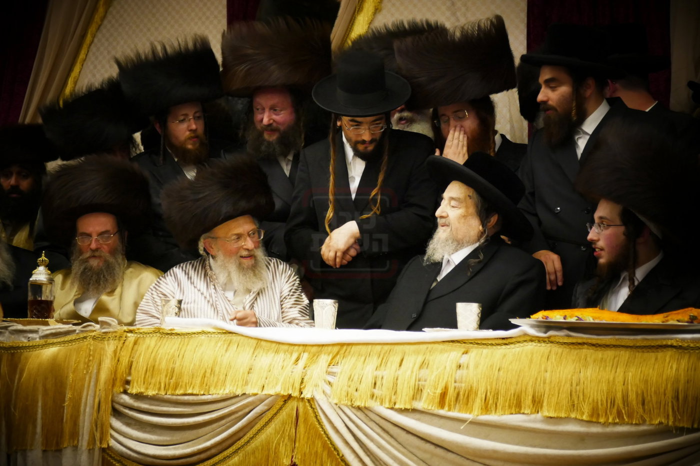 הגה"צ רבי יעקב מאיר שכטר בשמחת בית פינסק קרלין