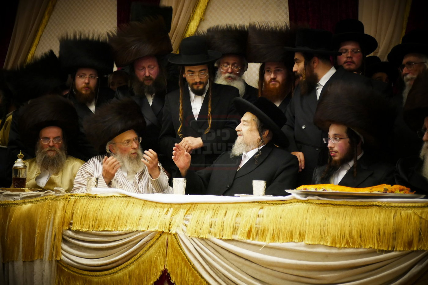 הגה"צ רבי יעקב מאיר שכטר בשמחת בית פינסק קרלין