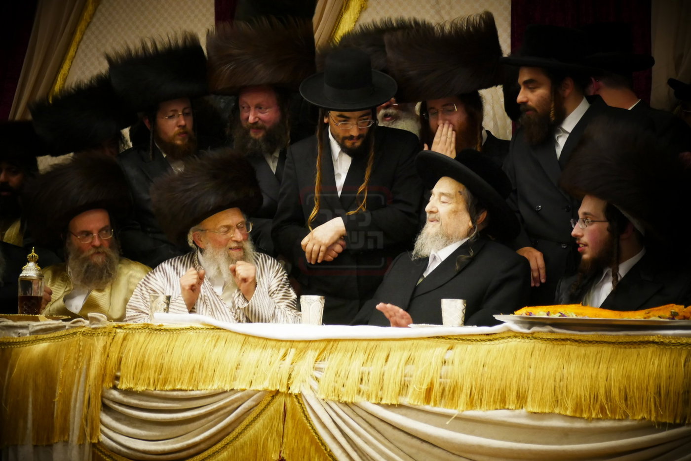 הגה"צ רבי יעקב מאיר שכטר בשמחת בית פינסק קרלין