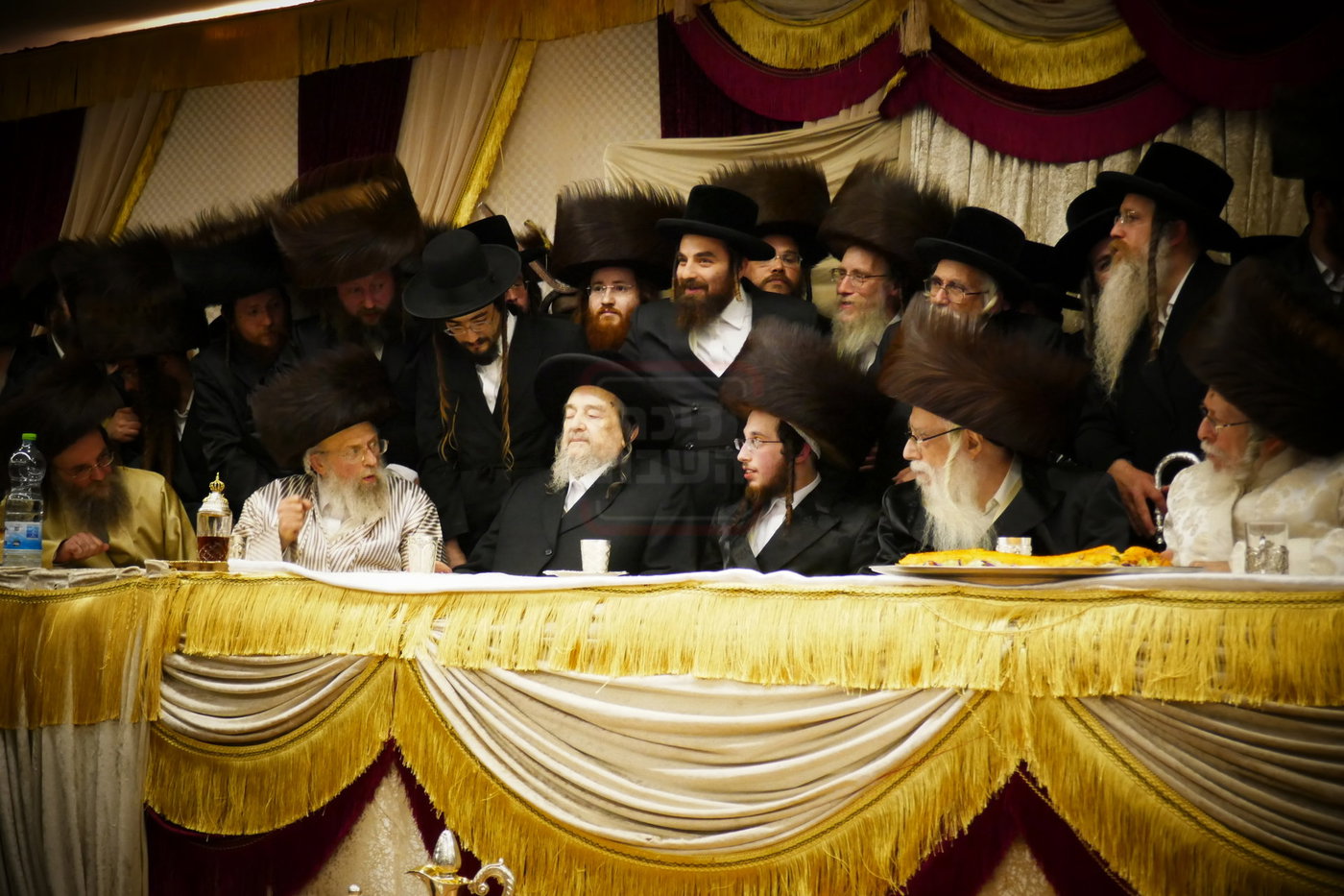 הגה"צ רבי יעקב מאיר שכטר בשמחת בית פינסק קרלין