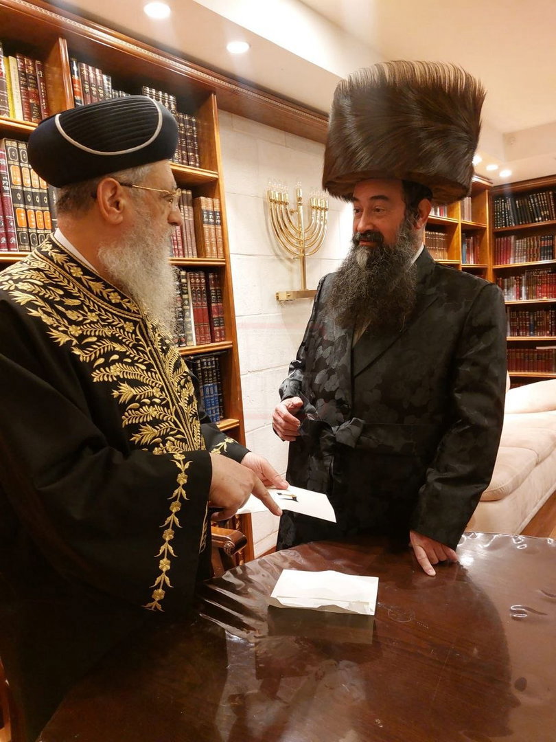 העיתונאי שנקלע לעימות אלים | 'זופניק בכיכר' עם כל התמונות, הנייעס והחשיפות של השבוע