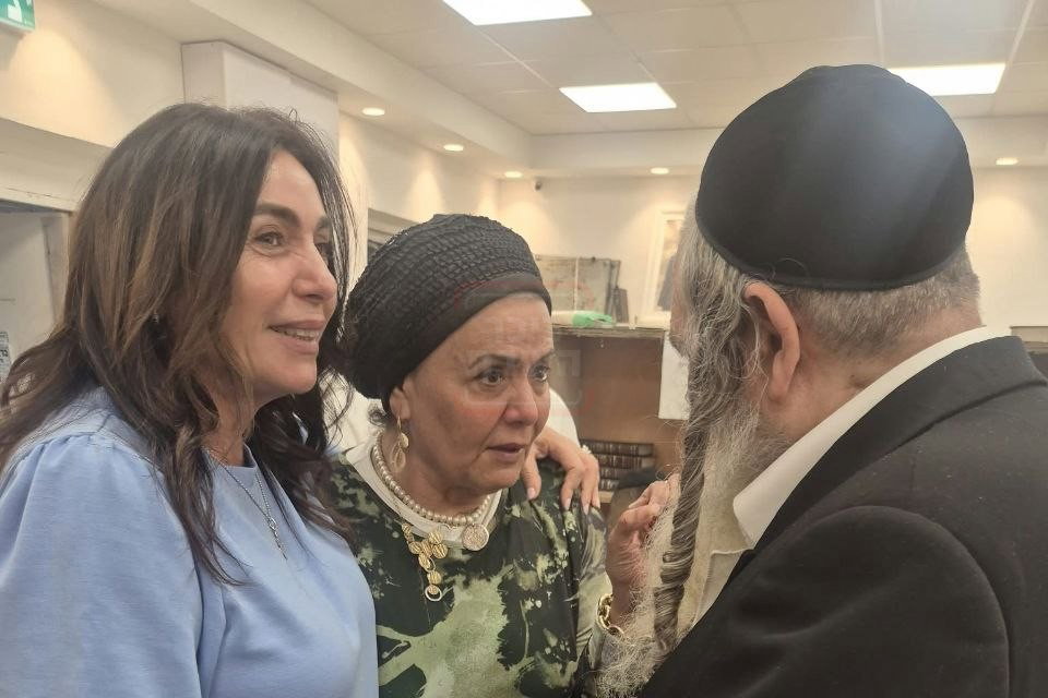 העיתונאי שנקלע לעימות אלים | 'זופניק בכיכר' עם כל התמונות, הנייעס והחשיפות של השבוע
