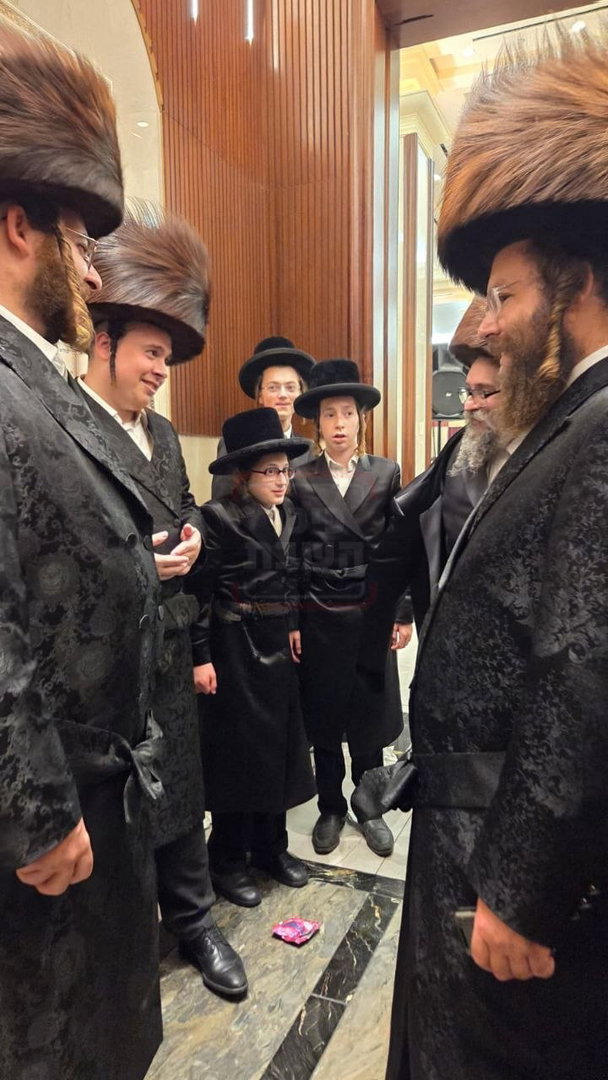 העיתונאי שנקלע לעימות אלים | 'זופניק בכיכר' עם כל התמונות, הנייעס והחשיפות של השבוע