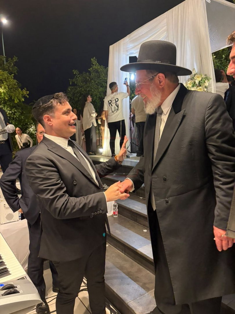 העיתונאי שנקלע לעימות אלים | 'זופניק בכיכר' עם כל התמונות, הנייעס והחשיפות של השבוע
