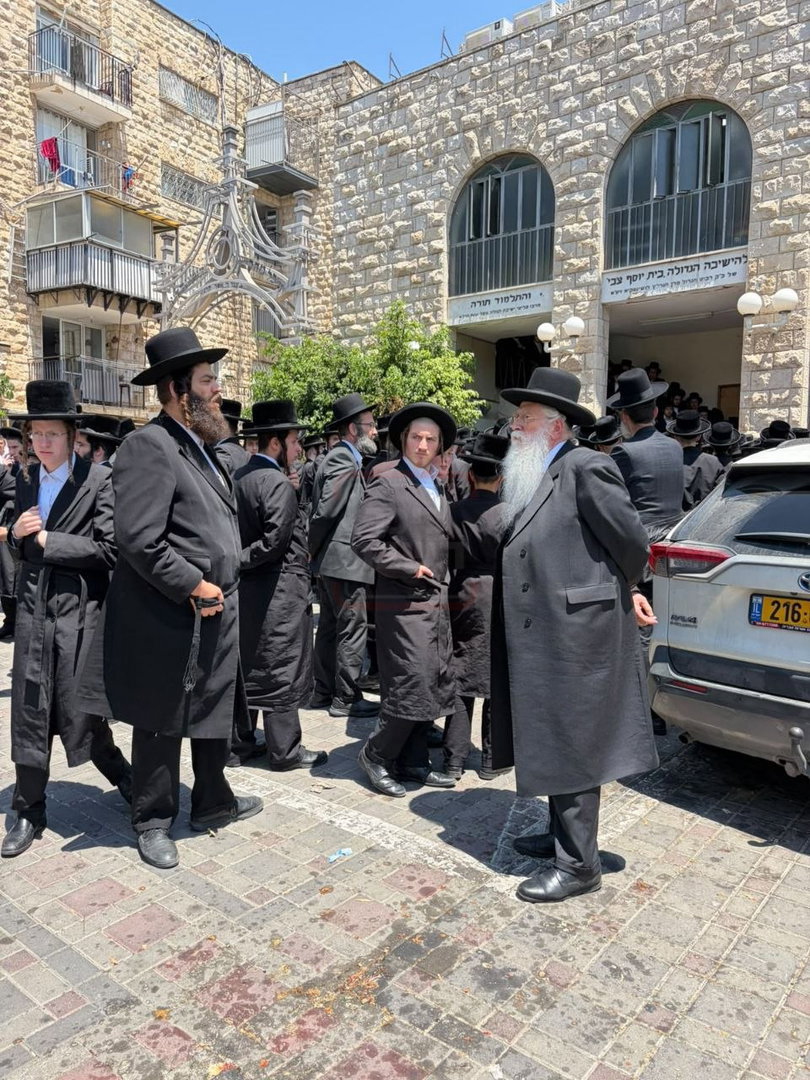 העיתונאי שנקלע לעימות אלים | 'זופניק בכיכר' עם כל התמונות, הנייעס והחשיפות של השבוע