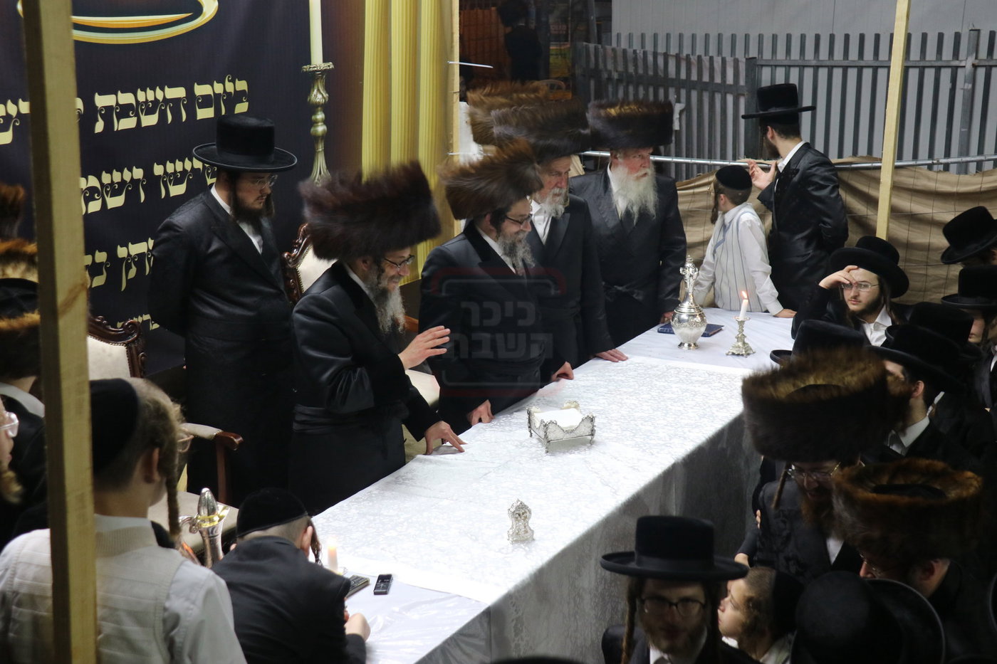 האדמו"ר מסקולען לייקווד בביקור בארה"ק