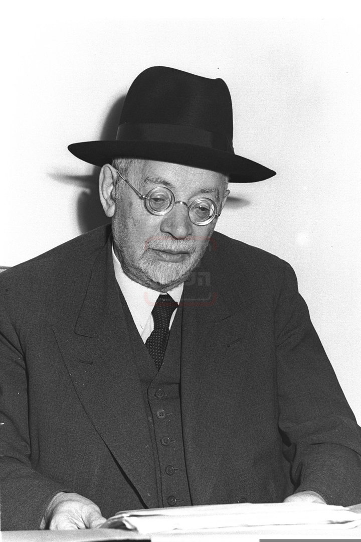 שר הדתות, הרב יהודה לייב מימון
