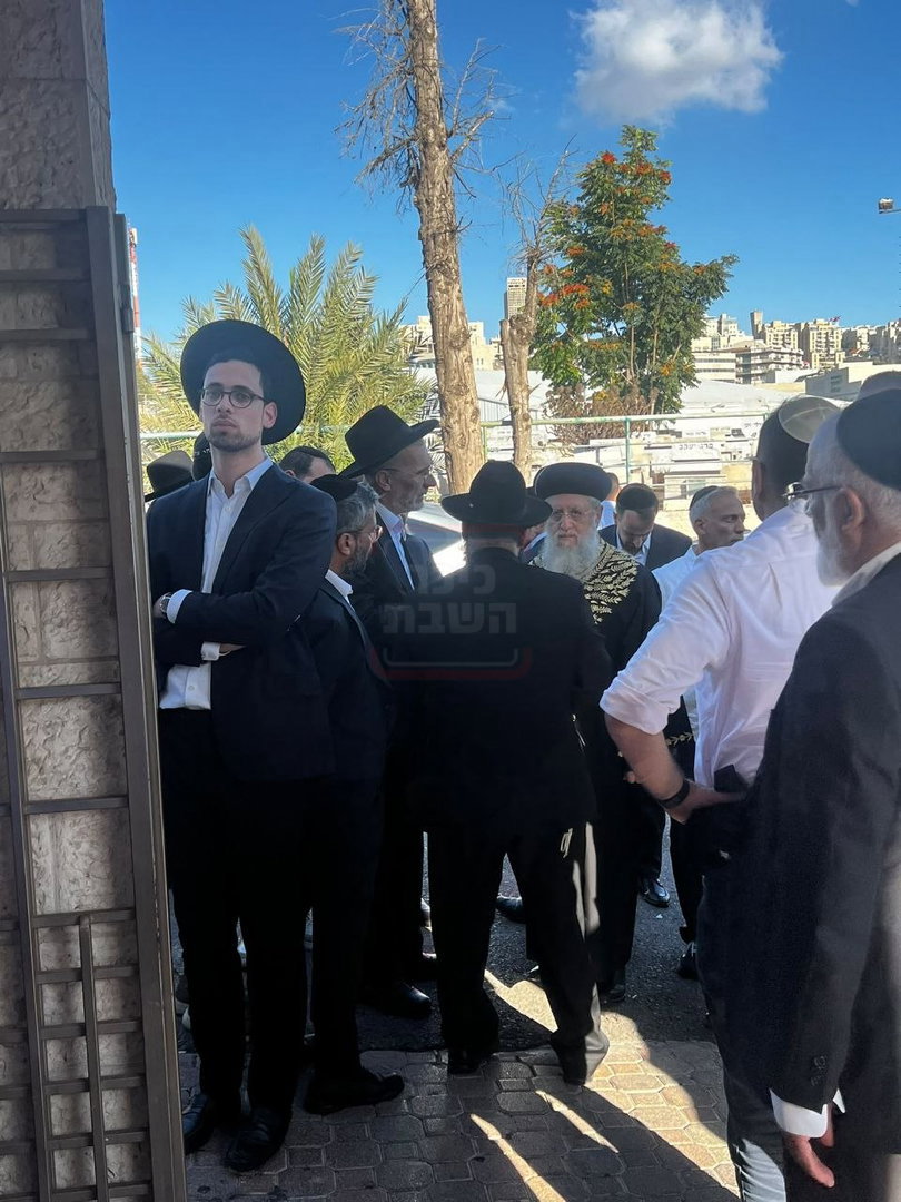 ראש העיר שהפך ל"שטינקר" | 'זופניק בכיכר' עם כל התמונות, הנייעס והחשיפות של השבוע