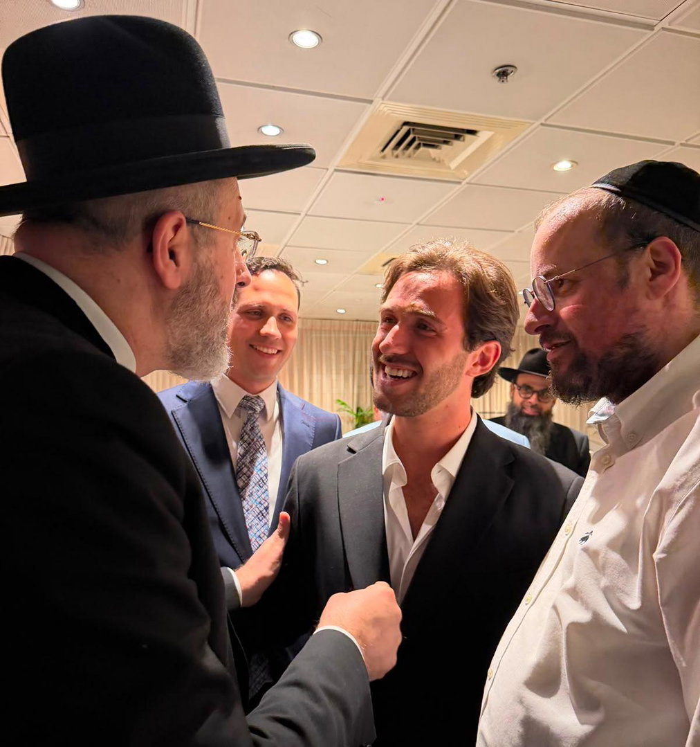 ראש העיר שהפך ל"שטינקר" | 'זופניק בכיכר' עם כל התמונות, הנייעס והחשיפות של השבוע