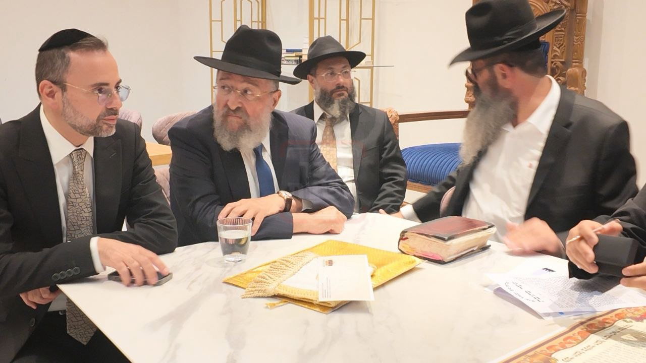ראש העיר שהפך ל"שטינקר" | 'זופניק בכיכר' עם כל התמונות, הנייעס והחשיפות של השבוע