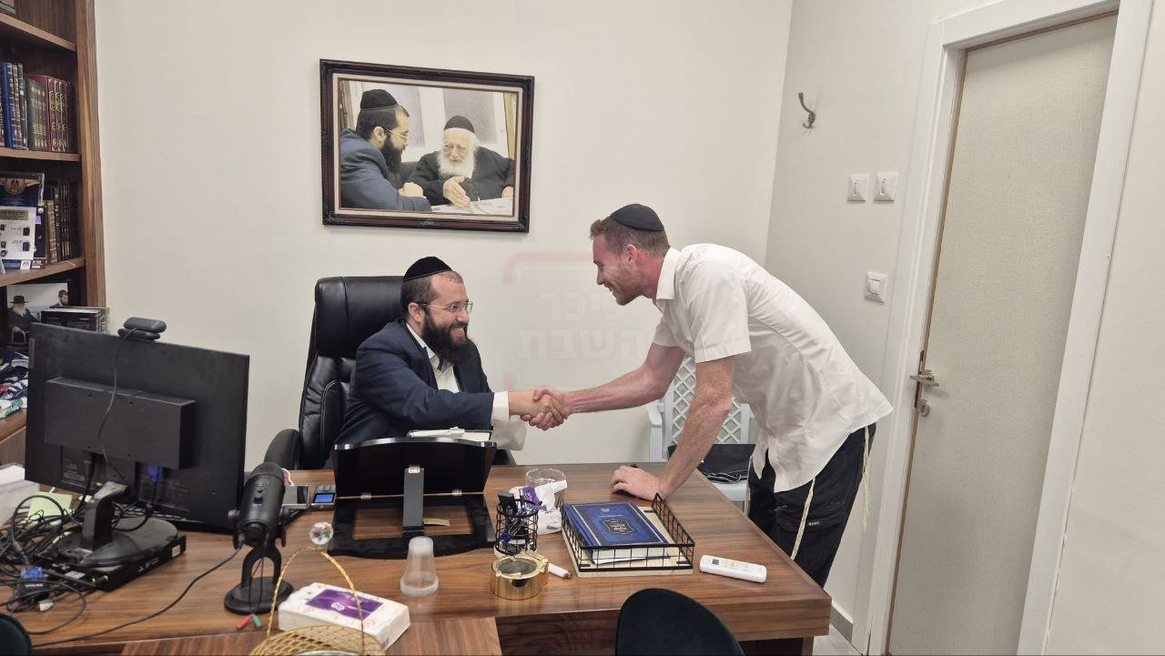 העיתונאי שכמעט התעלף | 'זופניק בכיכר' עם כל התמונות, הנייעס והחשיפות של השבוע