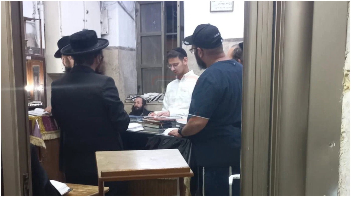 העיתונאי שכמעט התעלף | 'זופניק בכיכר' עם כל התמונות, הנייעס והחשיפות של השבוע