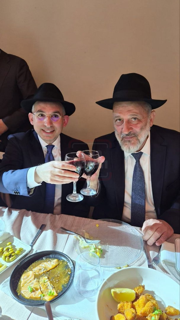 ראש המפלגה שמחפש אישה חרדית | 'זופניק בכיכר' עם כל התמונות, הנייעס והחשיפות של השבוע
