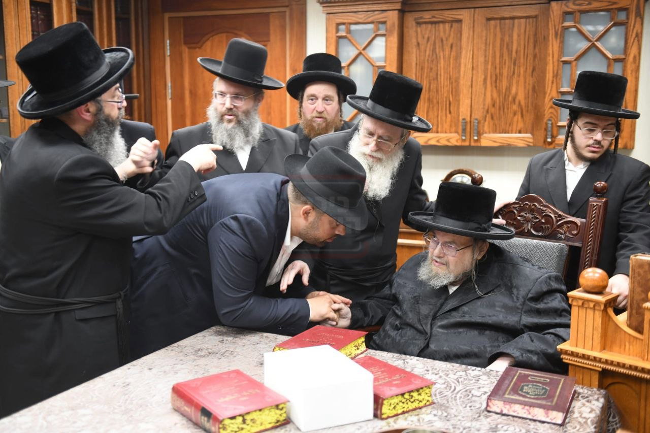 ראש המפלגה שמחפש אישה חרדית | 'זופניק בכיכר' עם כל התמונות, הנייעס והחשיפות של השבוע