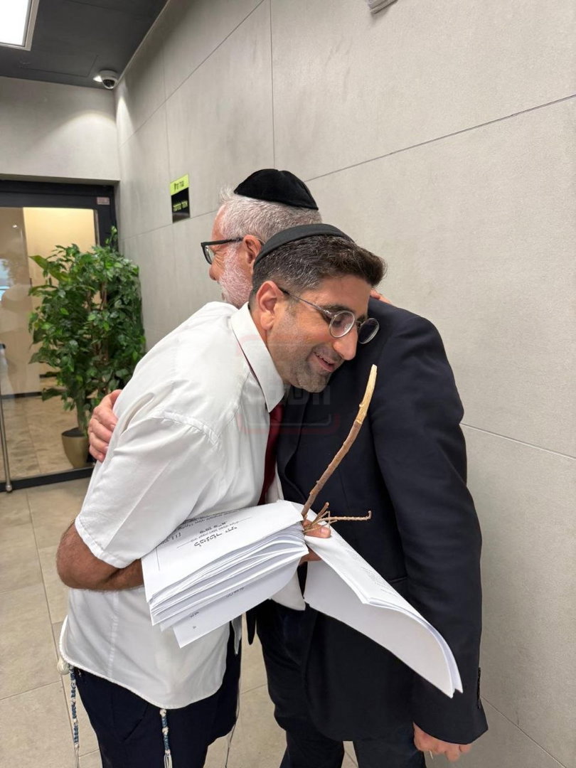 ראש המפלגה שמחפש אישה חרדית | 'זופניק בכיכר' עם כל התמונות, הנייעס והחשיפות של השבוע