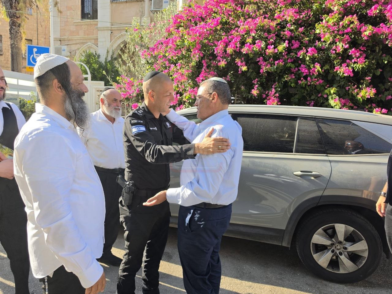 ראש המפלגה שמחפש אישה חרדית | 'זופניק בכיכר' עם כל התמונות, הנייעס והחשיפות של השבוע